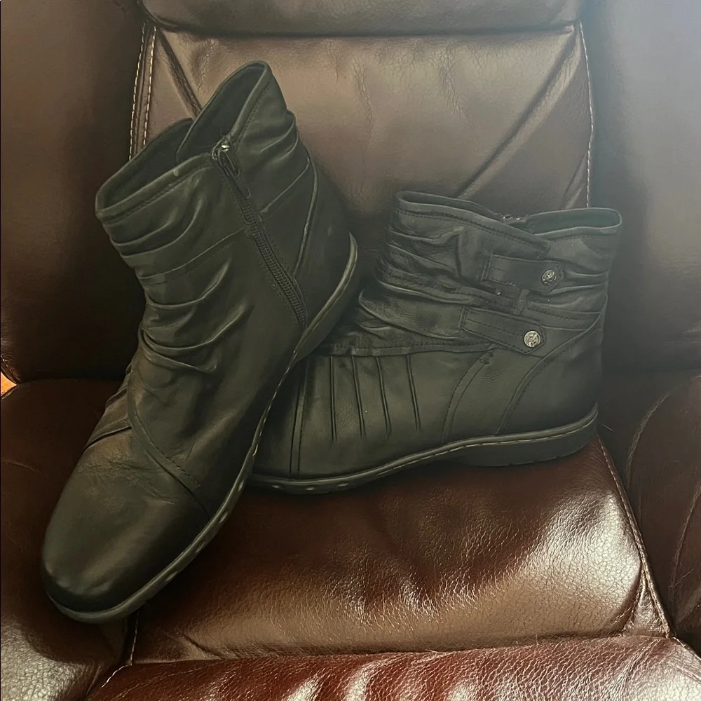 Comfortable Zip-up Cobb Hill Ankle Boots - Picture 1 of 6